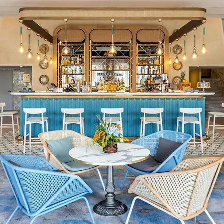 Delta By Marriott Szálloda 4*