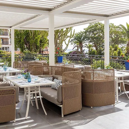 Rg Naxos Hotel